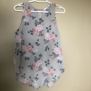 Floral tank with zipper back
